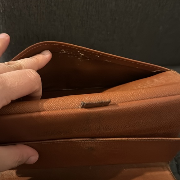 Louis Vuitton Wallet - Monogram Sarah Trifold Wallet - Picture 14 of 16